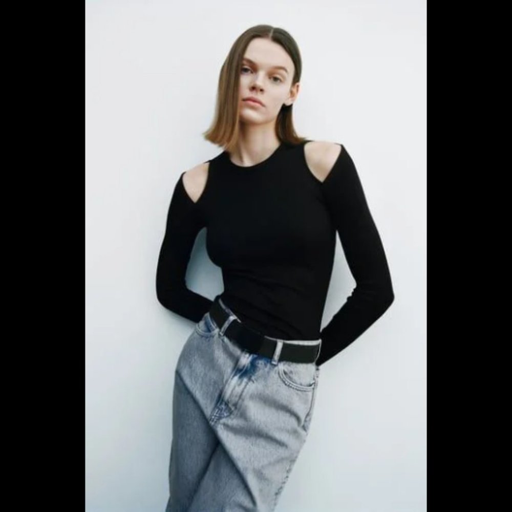 Zara Cold Shoulder Ribbed T-Shirt